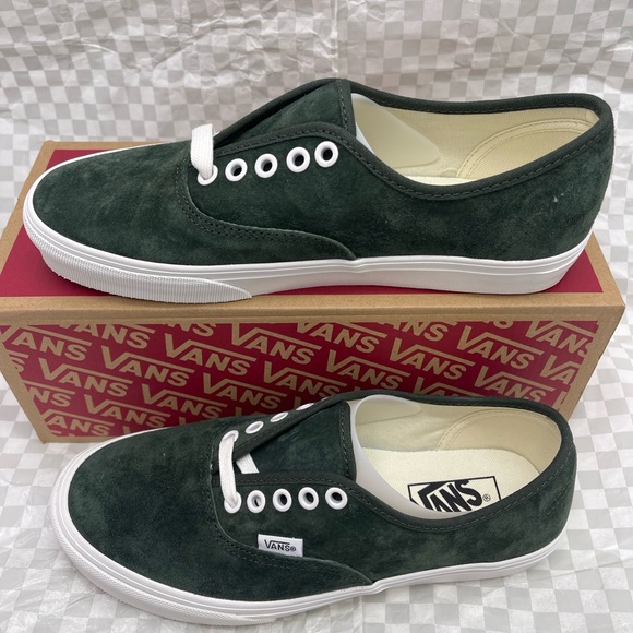 Vans Men’s Dark Green Suede Authentic
Pig Suede Dried Kelp
VN000D7YEMU Sneakers - Picture 6 of 16
